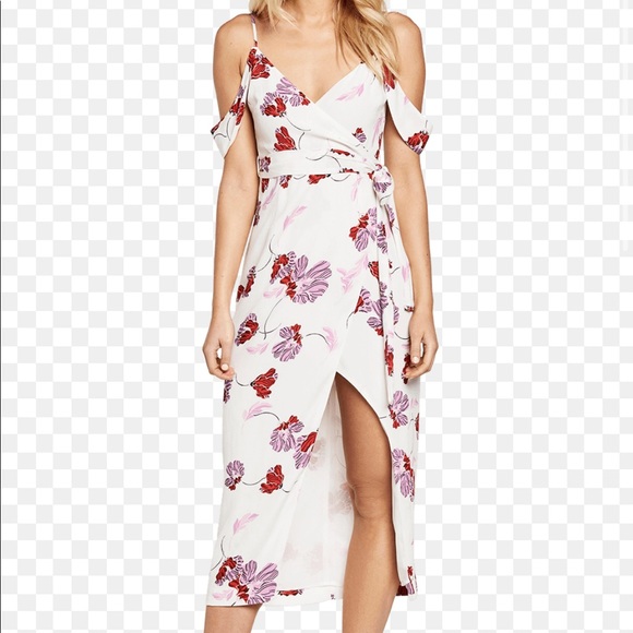 Bardot Dresses & Skirts - Bardot Floral wrap dress in stencil